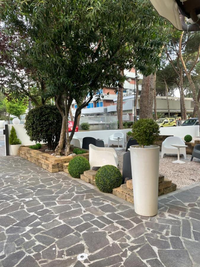 Hotel Augustus Milano Marittima Esterno foto