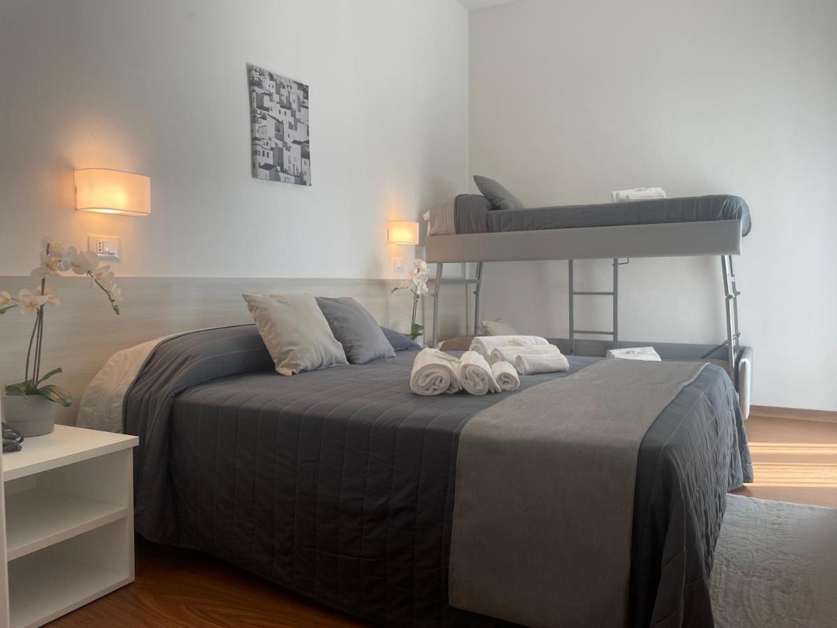 Hotel Augustus Milano Marittima Esterno foto