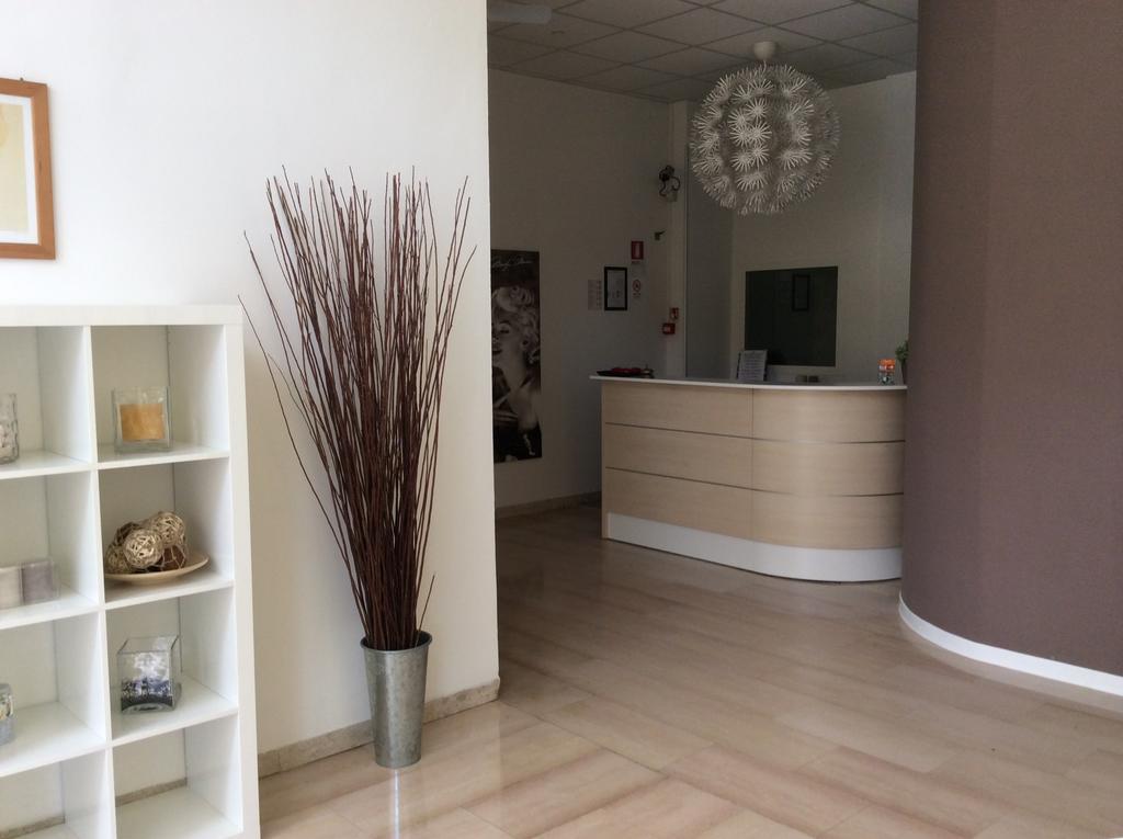 Hotel Augustus Milano Marittima Esterno foto