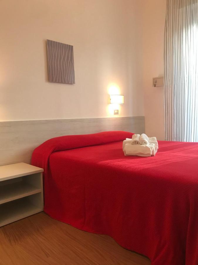 Hotel Augustus Milano Marittima Esterno foto